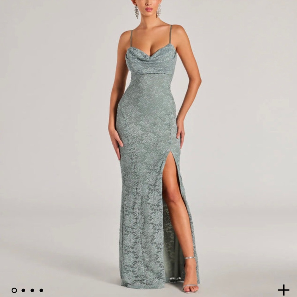 Womens long dress, size small